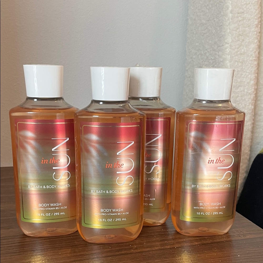 Bath & Body Works In The Sun Body Wash set of 4